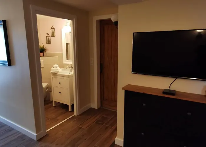 A Mi-chemin * Marcillac-Vallon